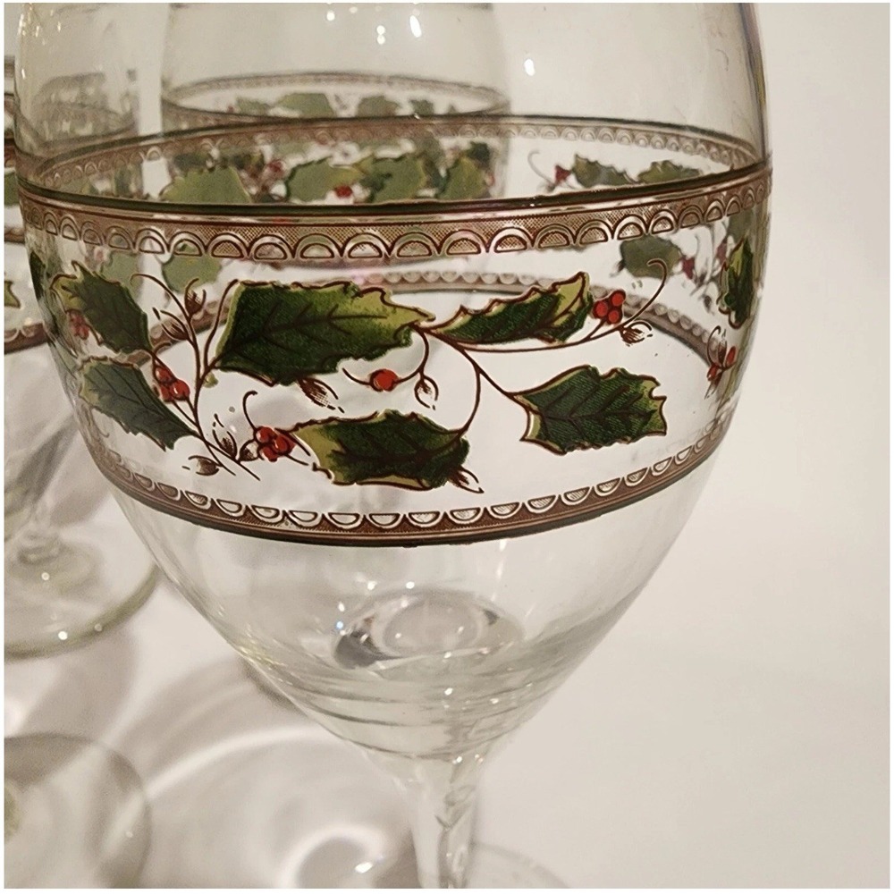 4 Crystal Home For The Holidays Water Wine Goblets Glasses Christmas Holly NIB - Picture 3 of 3